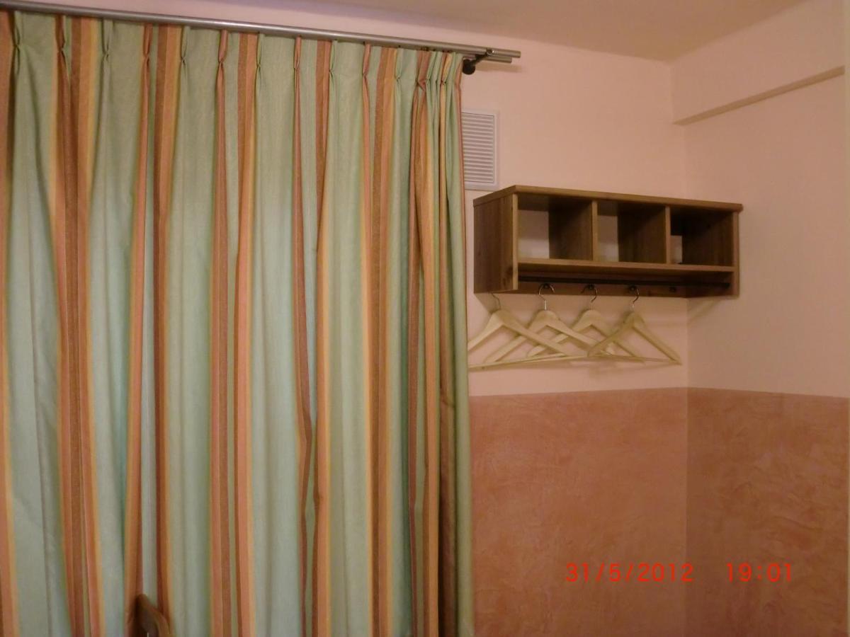Budget Hotel Neutraal Амстердам Экстерьер фото